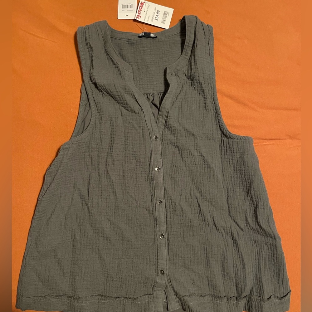 Splendid Button up tank shirt 100% cotton muslin and jersey